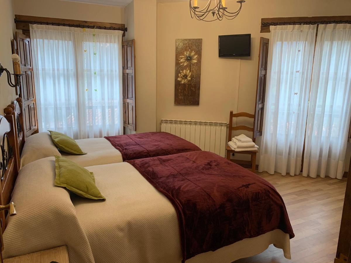 Mirador De Enterrias Hotel Екстериор снимка